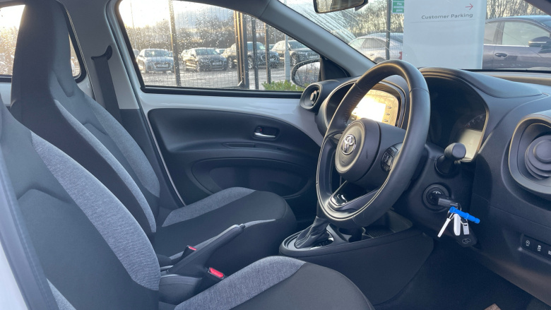 Toyota Aygo X 1.0 VVT-i Pure 5dr Auto Petrol Hatchback